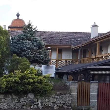 Vinarsky Dvur 3* Valtice